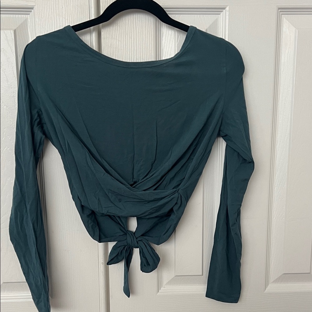 Victoria’s Secret Cropped Long Sleeve T-shirt